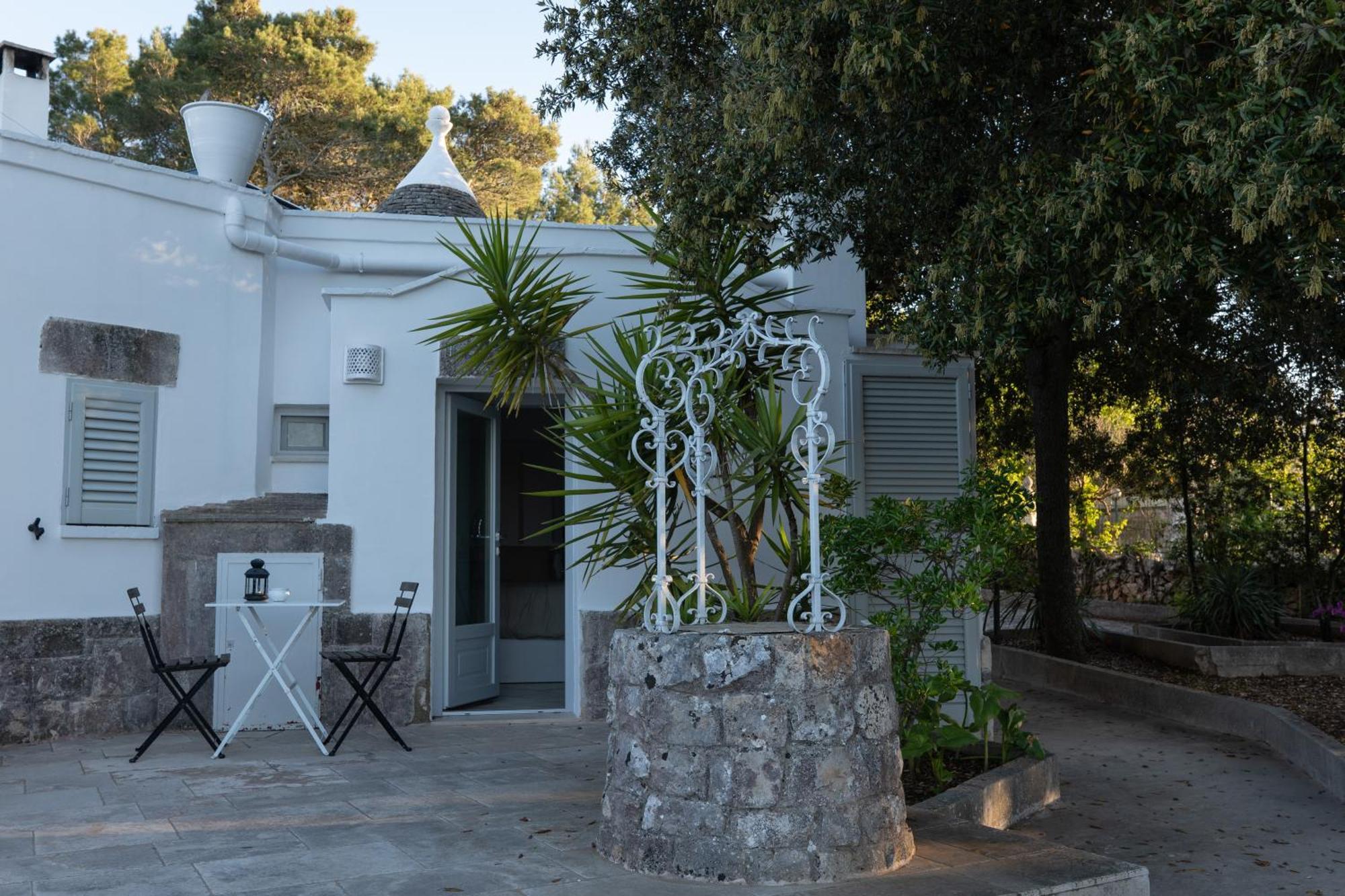 Bed and Breakfast Il Trullo Di Simona Locorotondo Exterior foto